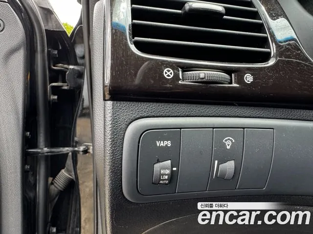 Kia Lotze 2007 thumb 3