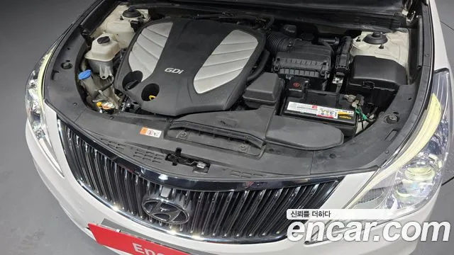 Hyundai Grandeur 2013 thumb 10