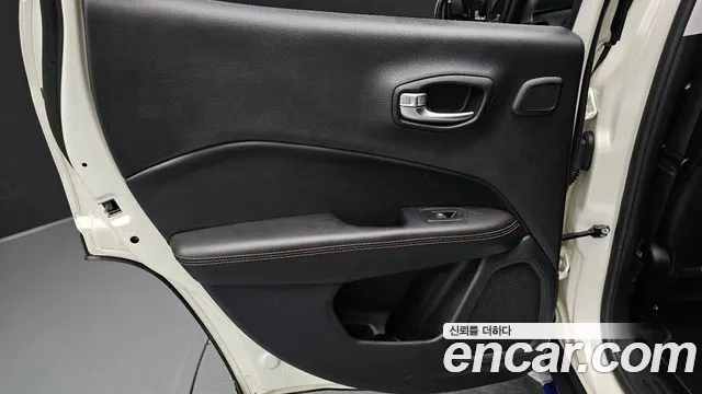 Jeep Compass 2021 thumb 9