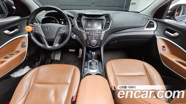 Hyundai Santafe 2016 thumb 12
