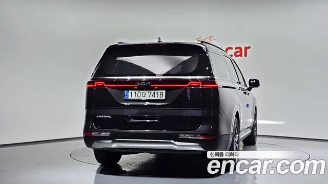 Kia Carnival 2023 thumb 12