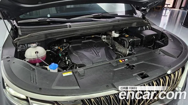 Kia Carnival 2023 thumb 5