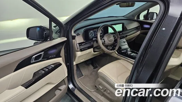 Kia Carnival 2023 thumb 11