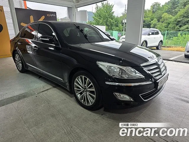 Hyundai Genesis 2013 thumb 9