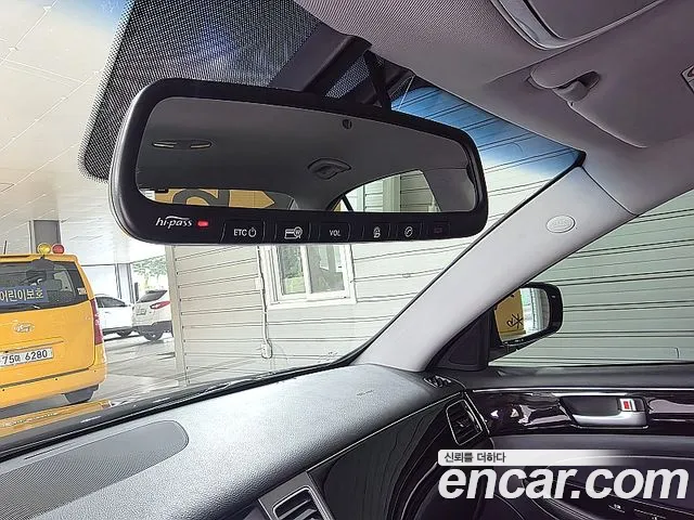 Hyundai Genesis 2013 thumb 11