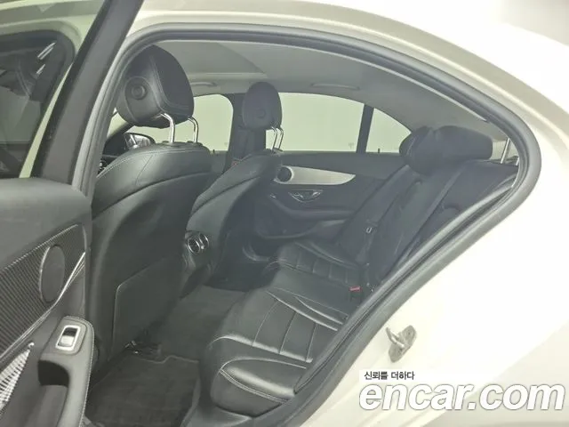 Mercedes-Benz C-Class 2015 thumb 3