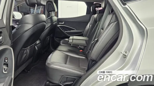 Hyundai Santafe 2015 thumb 7