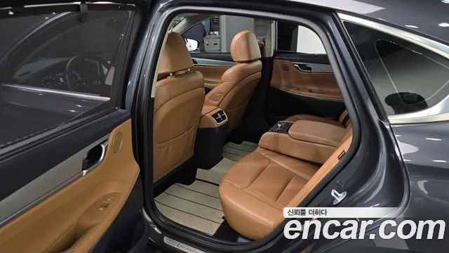Hyundai Grandeur 2017 thumb 11