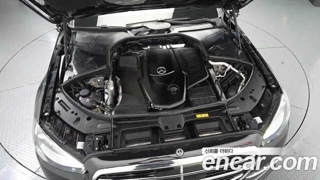 Mercedes-Benz S-Class 2022 thumb 3