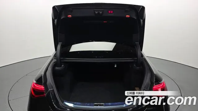 Mercedes-Benz S-Class 2022 thumb 2