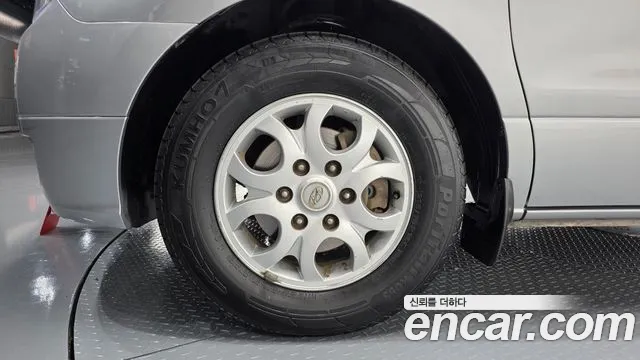 Hyundai Staria 2013 thumb 3