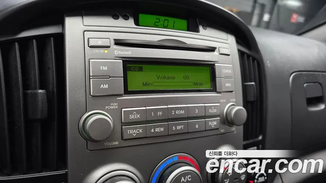 Hyundai Staria 2013 thumb 6