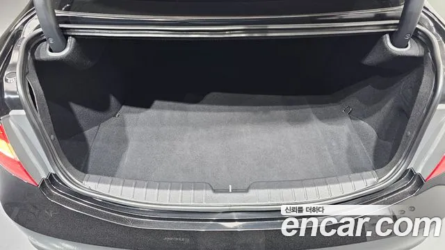 Hyundai Grandeur 2015 thumb 5