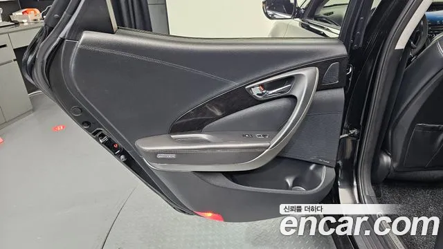 Hyundai Grandeur 2015 thumb 12