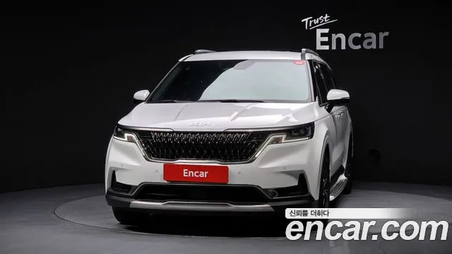 Kia Carnival 2021 thumb 3