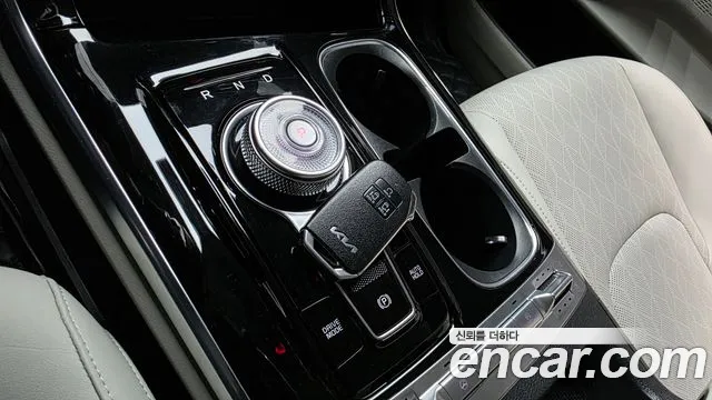 Kia Carnival 2021 thumb 9