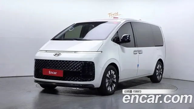 Hyundai Staria 2022 thumb 6