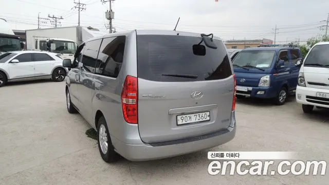 Hyundai Staria 2016 thumb 5