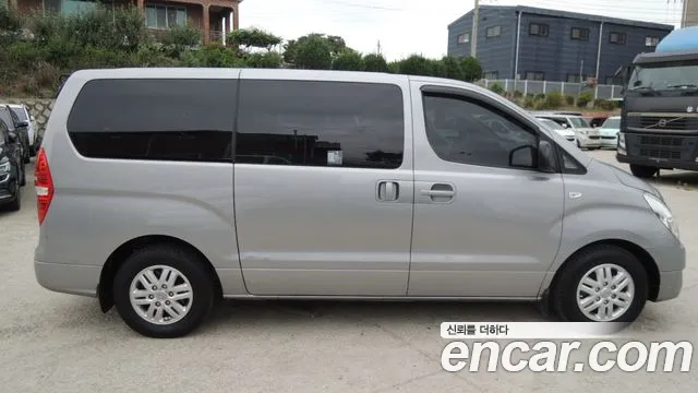 Hyundai Staria 2016 thumb 2