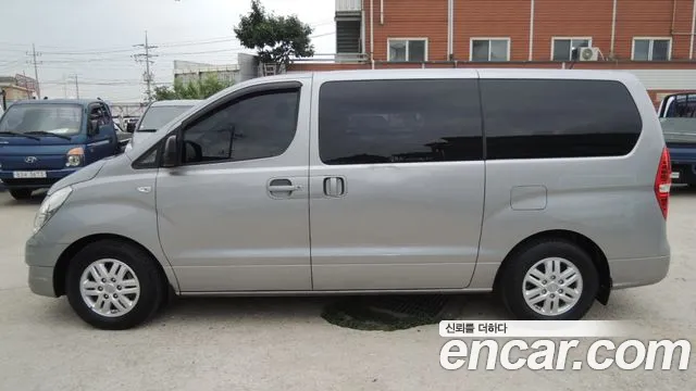 Hyundai Staria 2016 thumb 10
