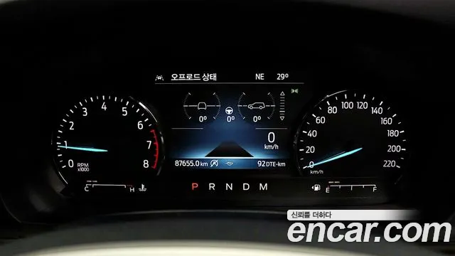 Ford Explorer 2020 thumb 2