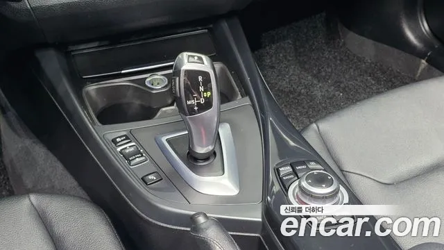 BMW 1 серии 2012 thumb 3