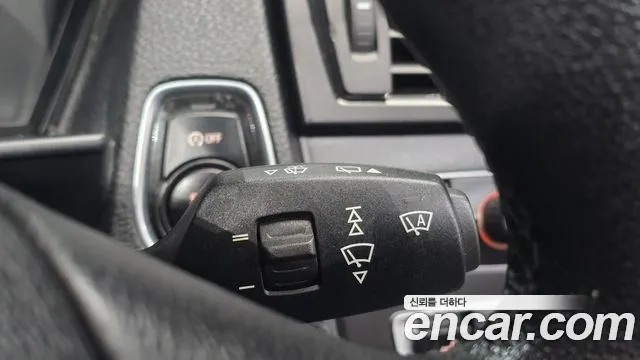 BMW 1 серии 2012 thumb 4