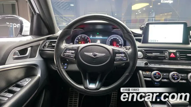 Genesis G70 2019 thumb 4