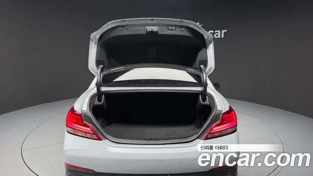 Genesis G70 2019 thumb 5