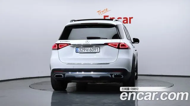 Mercedes-Benz E-Класс 2021 thumb 8