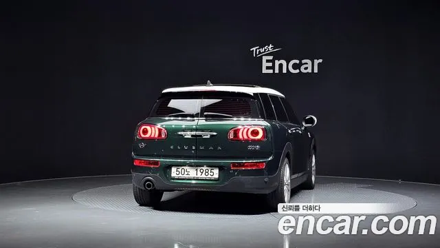 Mini Cooper Clubman 2019 thumb 6