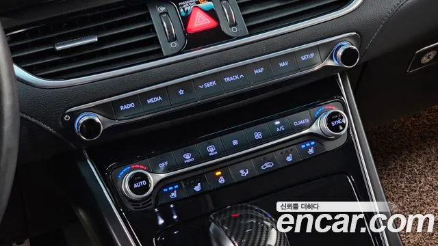 Hyundai Grandeur 2018 thumb 10