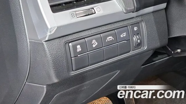 KGM Rexton 2022 thumb 7