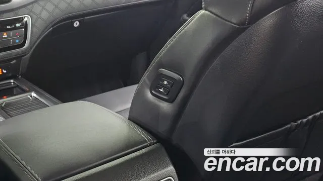 KGM Rexton 2022 thumb 5