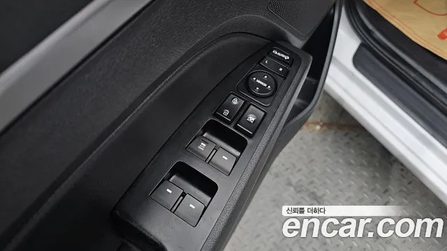 Hyundai Avante 2017 thumb 9
