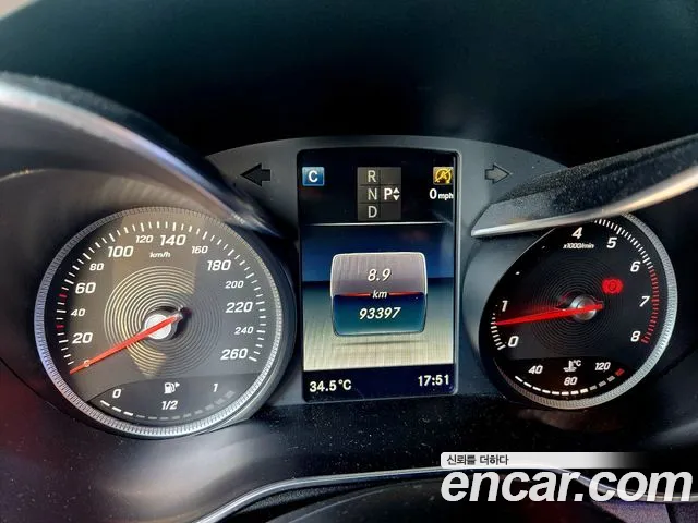Mercedes-Benz C-Class 2016 thumb 8