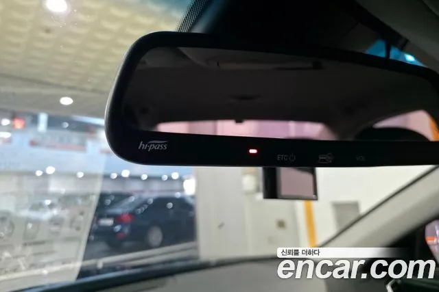 Hyundai Grandeur 2017 thumb 9