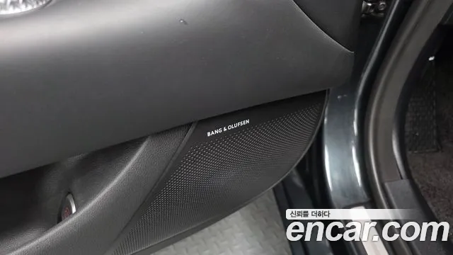Genesis G90 2024 thumb 4