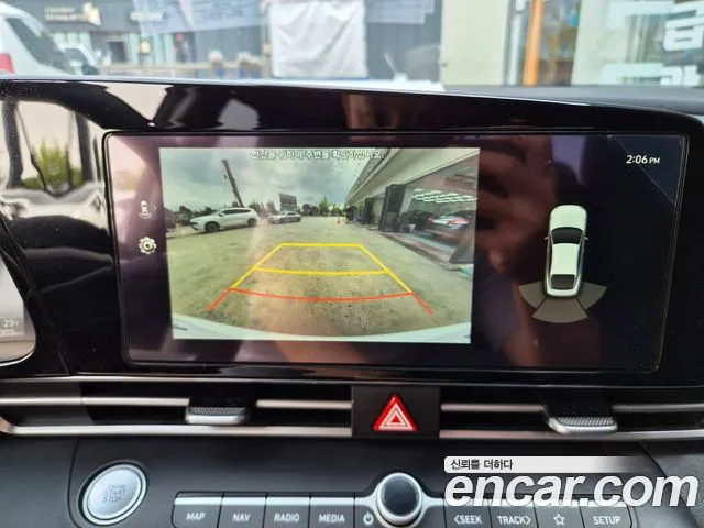Hyundai Elantra 2023 thumb 12