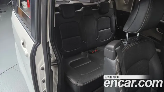 Kia Ray 2014 thumb 6