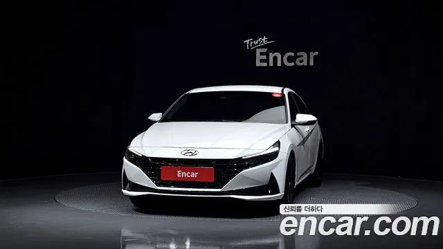 Hyundai Elantra 2023 thumb 3