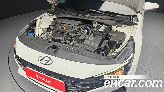 Hyundai Elantra 2023 thumb 6