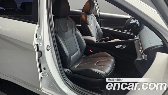 Hyundai Elantra 2023 thumb 12