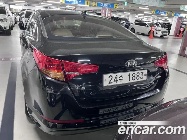 Kia K5 2013 thumb 12