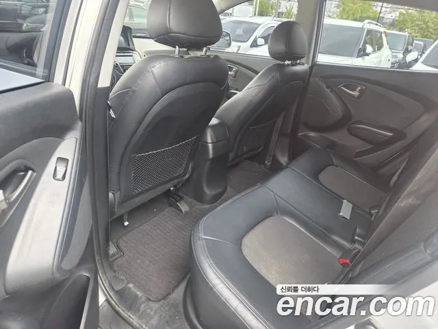 Hyundai Tucson 2010 thumb 6