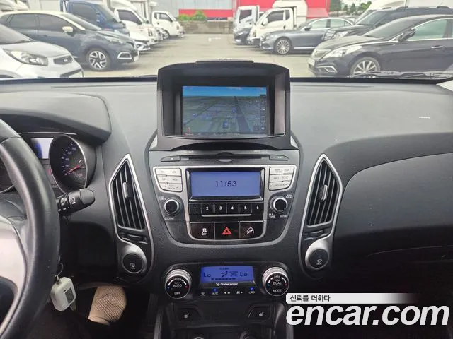 Hyundai Tucson 2010 thumb 9