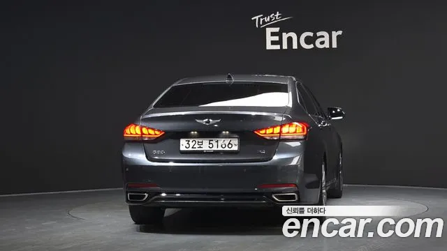Genesis G80 2017 thumb 5