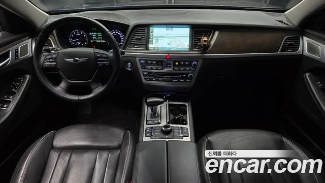 Genesis G80 2017 thumb 12