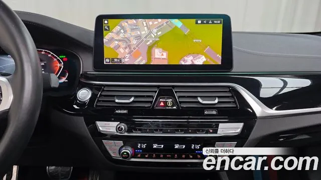 BMW 5 серии 2021 thumb 3