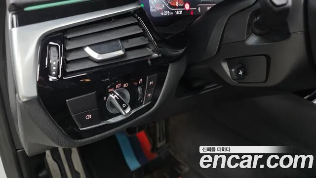 BMW 5 серии 2021 thumb 8